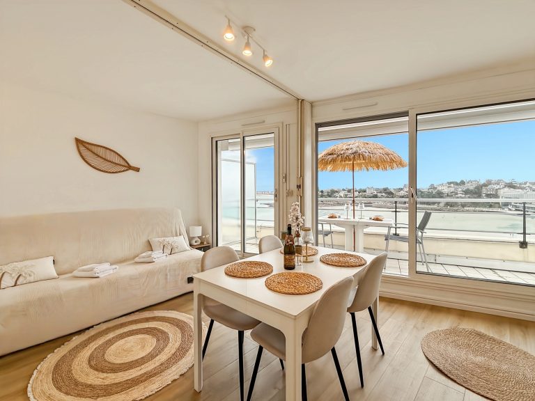 Le Crystal - Dinard - Plage de L'Ecluse